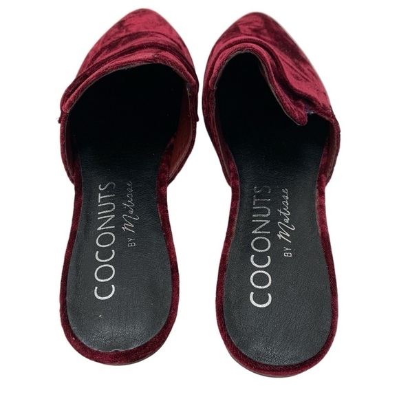 Coconuts by Matisse Funky Crushed Velvet Mules Size 8.5 Burgundy Wine Flats - Picture 6 of 13